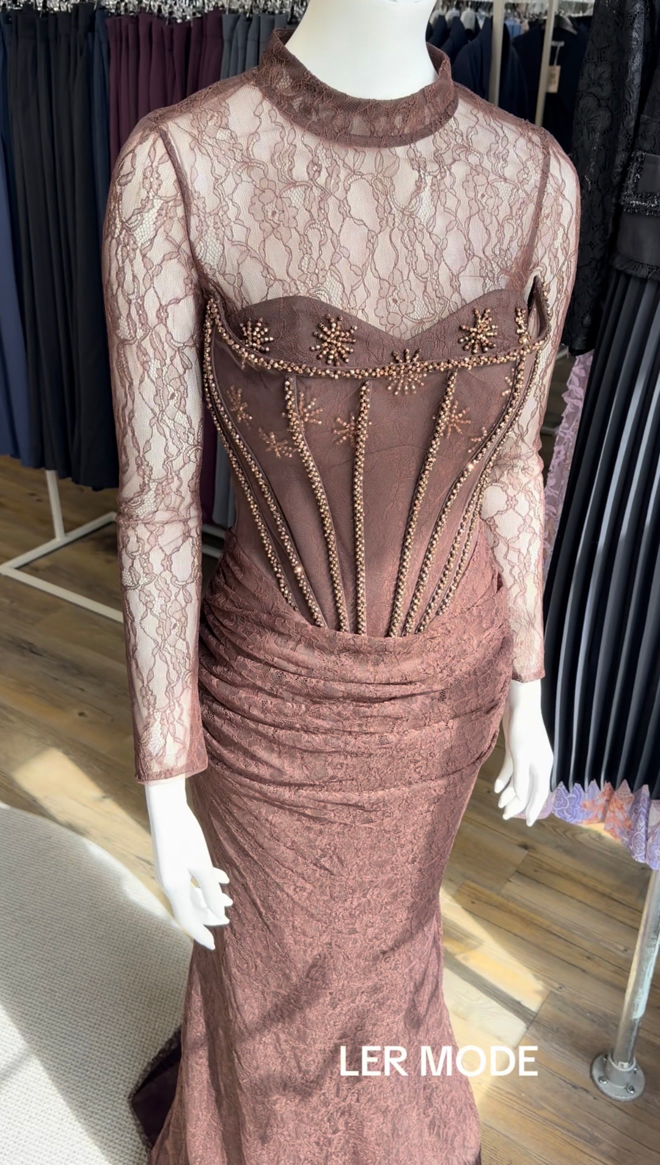 Rana Eveningdress Bruin